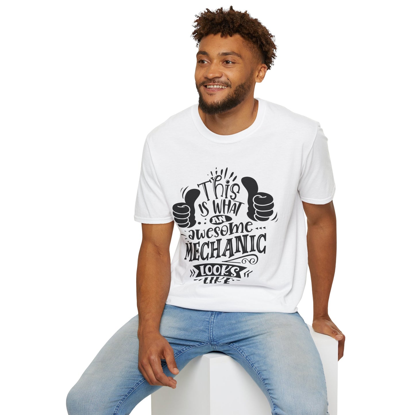 Mechanic looks Unisex Softstyle T-Shirt